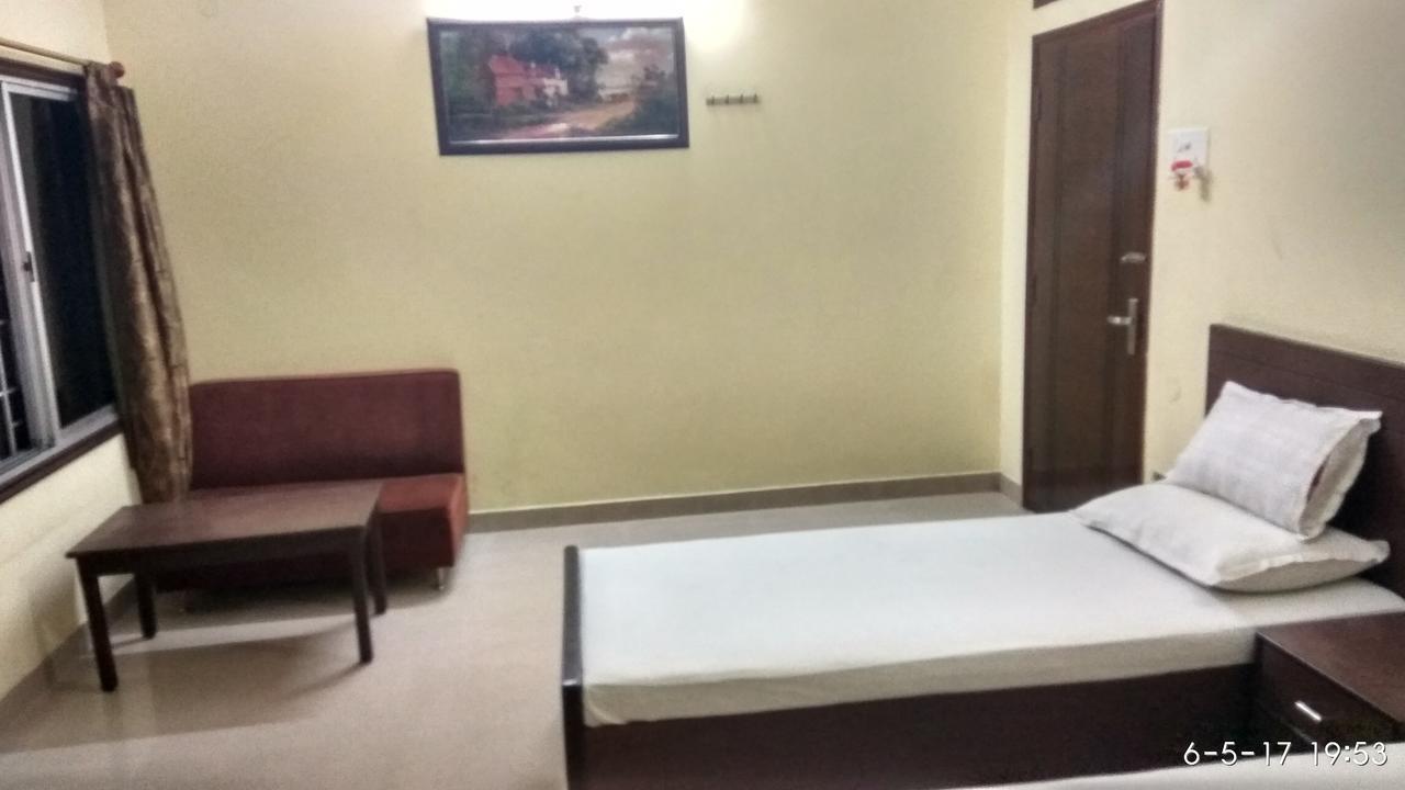 Dibrugarh Hotel Varsa מראה חיצוני תמונה