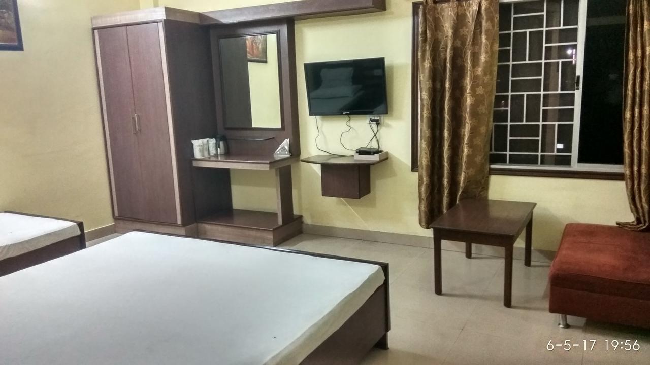 Dibrugarh Hotel Varsa מראה חיצוני תמונה